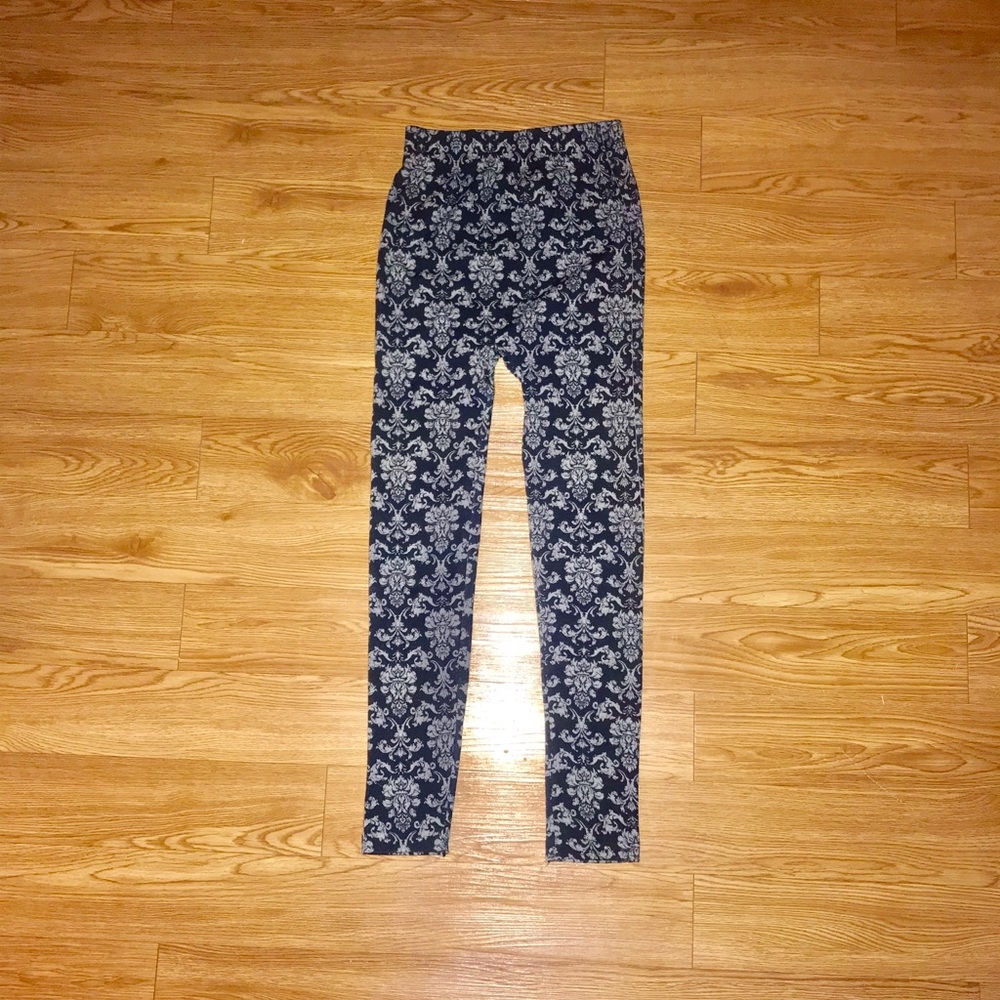 NWT Gold Medal Fashion Leggings